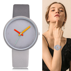 Gray Contrast Watch